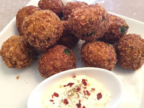 Chciken Balls Recipe in Urdu & Hindi/Quick and Easy Crispy Chicken Balls/Pakistani Food Recipe