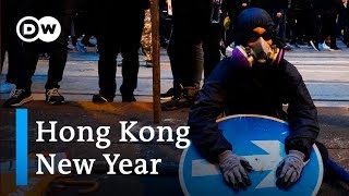 Hong Kong rings in 2020 with New Year's protest | DW News