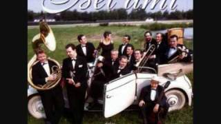 Palast orchester und Max Raabe - Oopsand i did it again