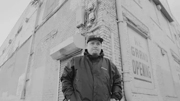 Vinnie Paz "The Void" featuring Eamon - Official Video