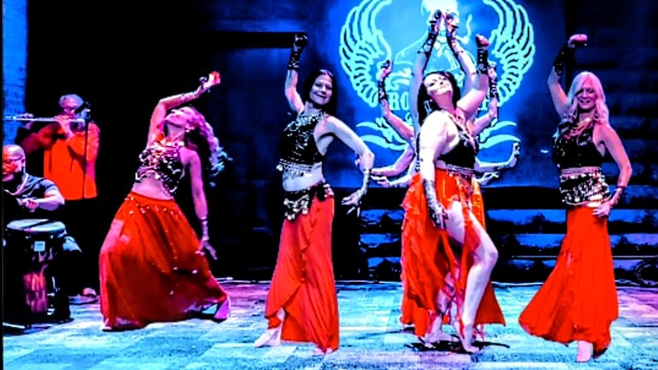 Zills Belly Dance Fusion to Live Music (The Glowing Goddesses) Live