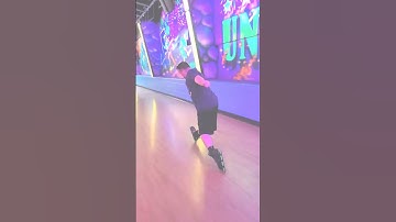 Heel Toe on Rollerblades #shorts #rollerblading #inlineskate #skate #tricks