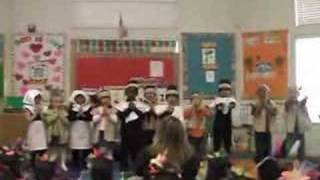 Cody performs on Thanksgiving day 2006