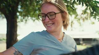 Early Hands-On Learning | Ross University School of Veterinary Medicine