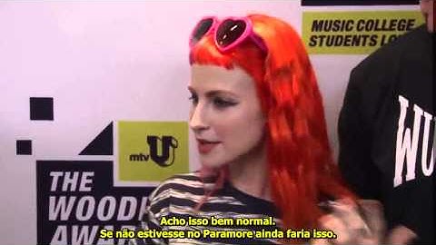 Hayley Williams at SXSW MTV Woodie Awards discuss social media [LEGENDADO] paramore.com.br