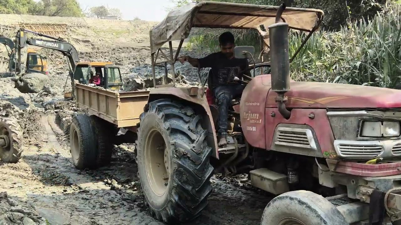 Mahindra Arjun 605 Di#automobile #automobile #lifeisbutadream #ihavethisthingwithplants 