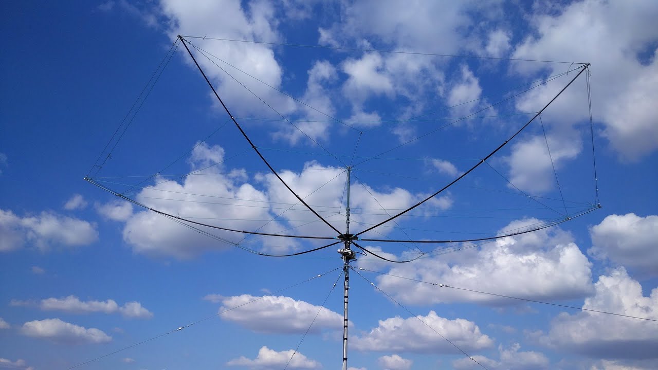 Raising the RR 33 antenna