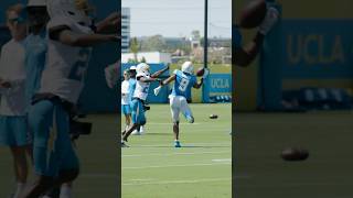 mama there goes that man ๐