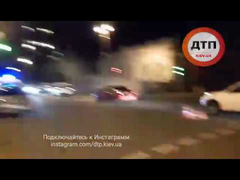 11.07.2017 ДТП КИЕВ ЦЕНТР ГРУШЕВСКОГО ХЮНДАЙ РЕГУЛИРОВЩИК 2 11.07.2017 ДТП КИЕВ ЦЕНТР ГРУШЕВСКОГО ХЮНДАЙ РЕГУЛИРОВЩИК 2