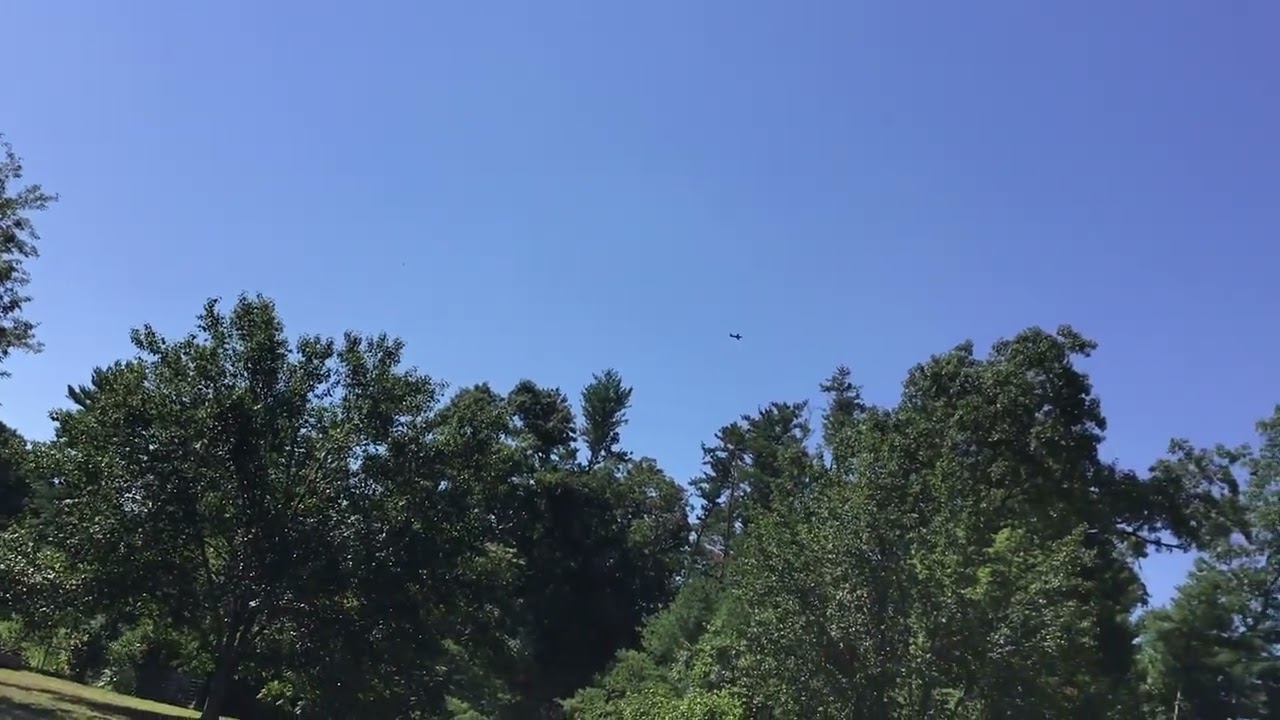 SIAI Marchetti SF-260 Flyover From Plymouth Municipal Airport (KPYM)