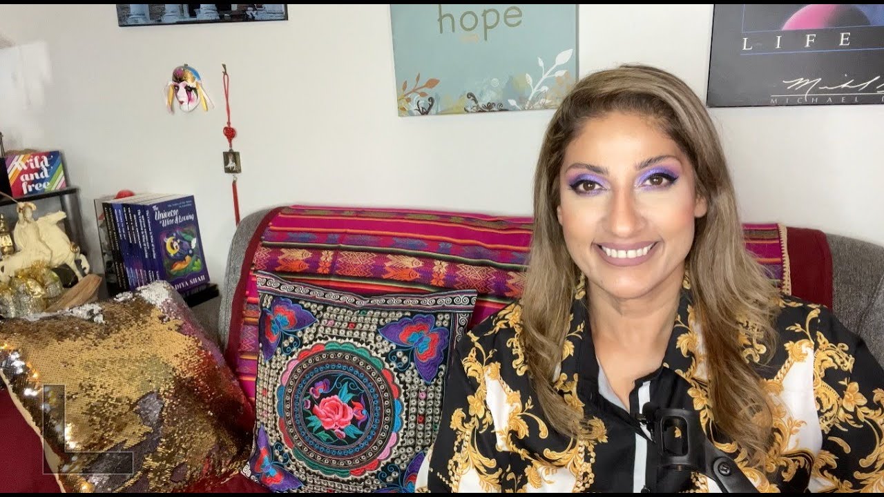 ♐️ Sagittarius August 2022 Astrology Horoscope by Nadiya Shah