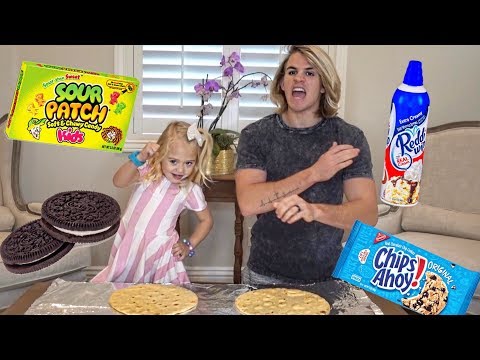 ultimate-pizza-challenge!!!-(making-real-candy-and-oreo-pizza!)