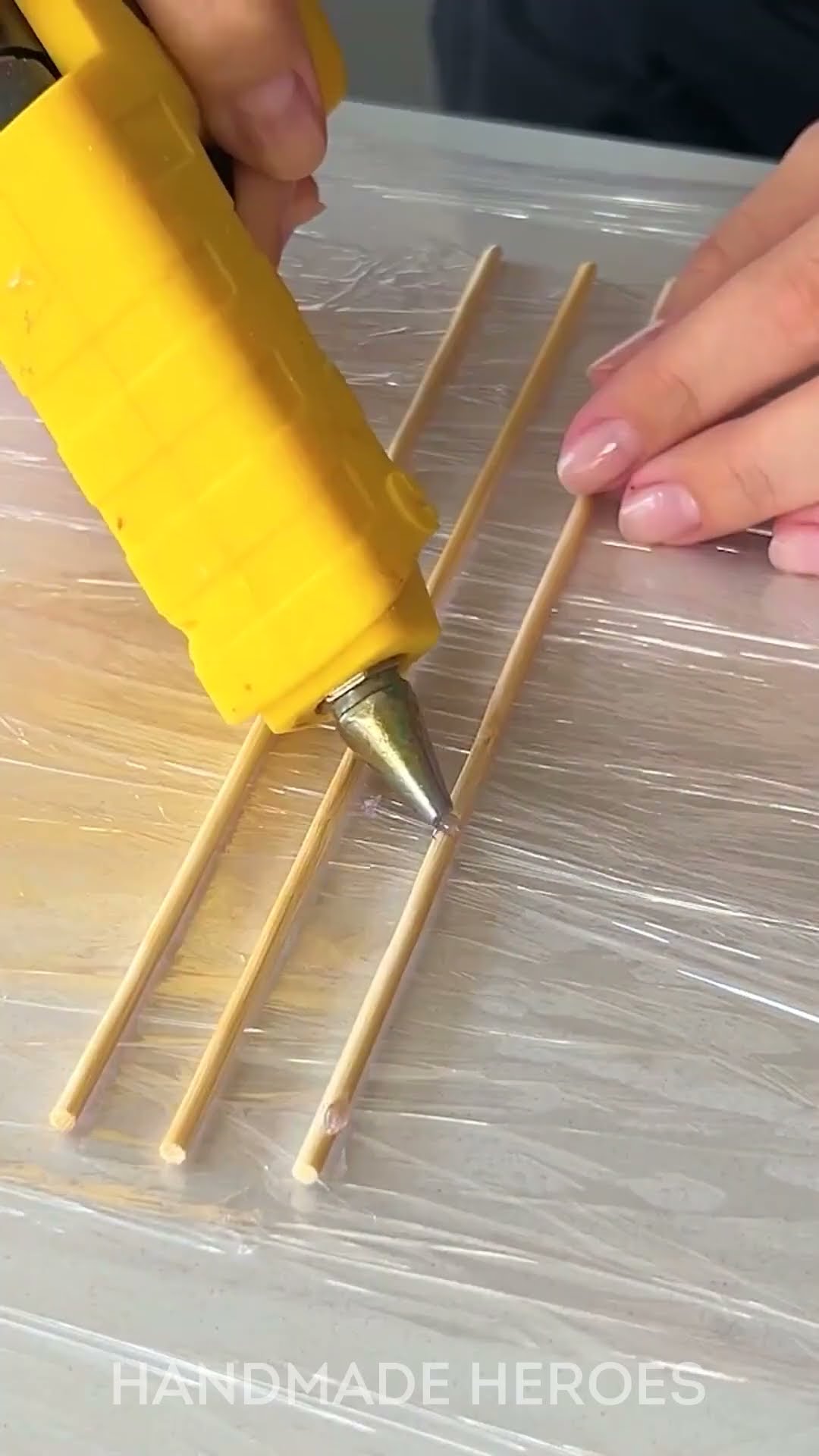 Paper, Flowers, Magic! ??? How to Make an Easy and Beautiful Night Lamp