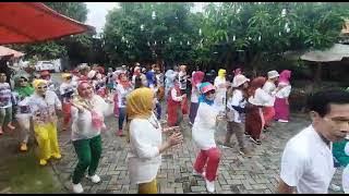 goyang aster vs cicak d dinding Line dance demo by JOJOBAH comnty