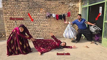 محبت،جشن:first lady prevented second lady from entering her house, who wanted to take over by force