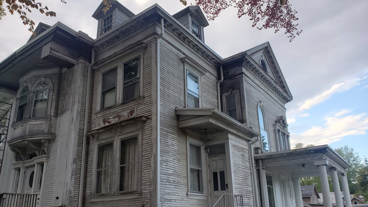 HAUNTED GILL HOUSE INVESTIGATION IN OHIO YouTube