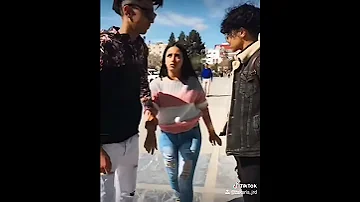 عمري بكيت شوفت دموعي 