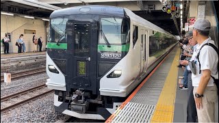 MH有り！【臨時特急新宿さざなみ号に伴う返却回送】E257系5000番台ｵｵOM-93編成が回送電車としてミュージックホーンを鳴らして大宮駅11番線を発車するシーン（回9745M）2023.7.18