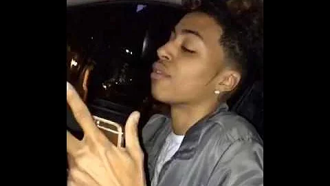 Lucas Coly Freestyling About Love