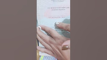 Hộ chiếu gắn chip mẫu mới nhất 2025 thì có chữ kí tay và dấu mộc không?