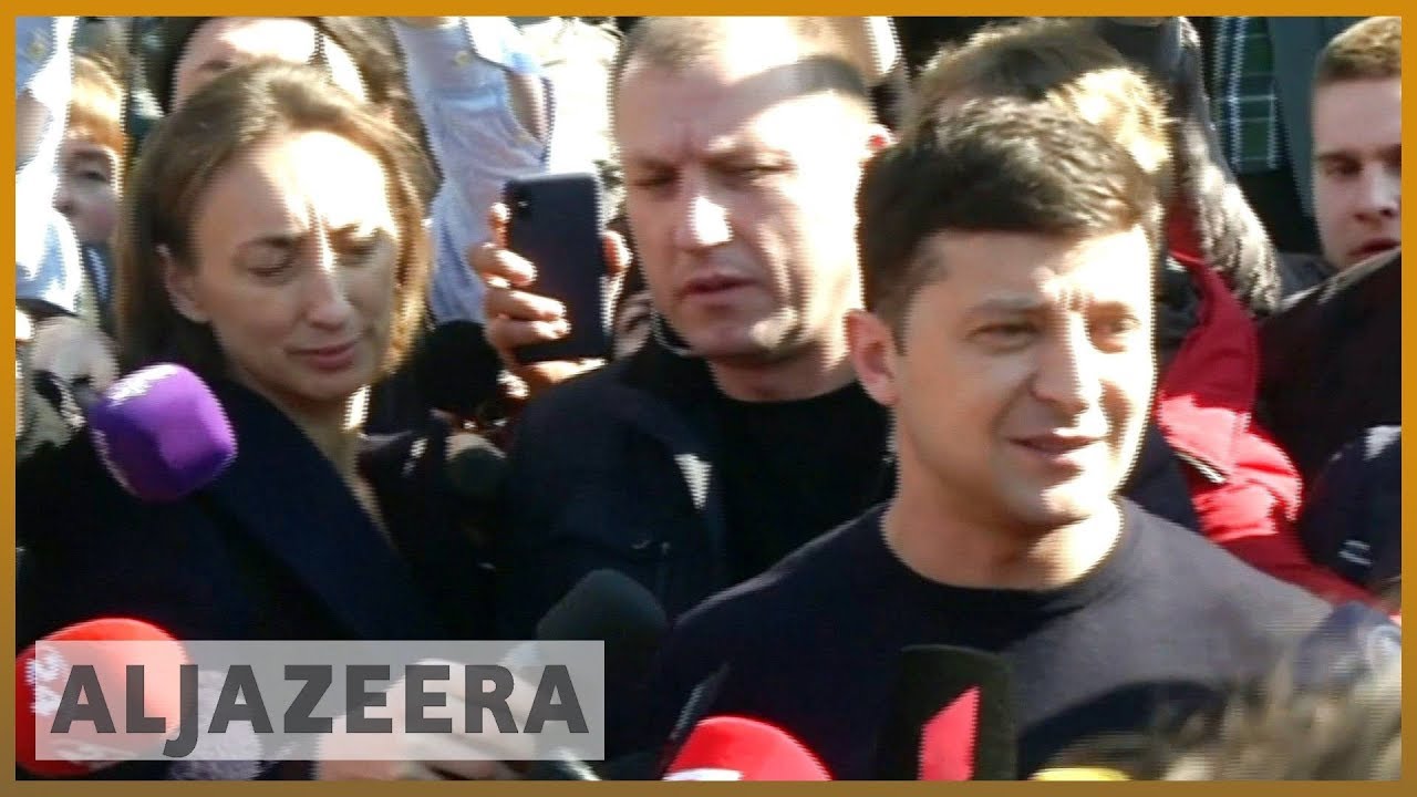 🇺🇦 زيلينسكي يواجه بوروشينكو في جولة الإعادة في أوكرانيا: استطلاعات آراء الناخبين بعد الإدلاء بأصواتهم | الجزيرة الإنجليزية