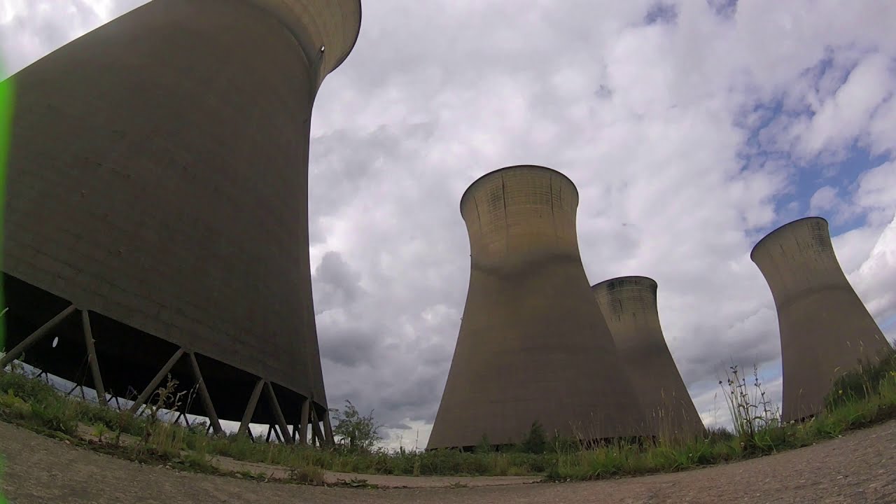 Old abandoned cooling towers FPV sesh. Giants on the horizon картинки