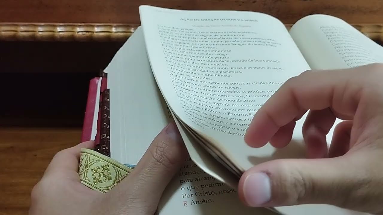 Como servir no Missal durante a Missa (Parte 1)