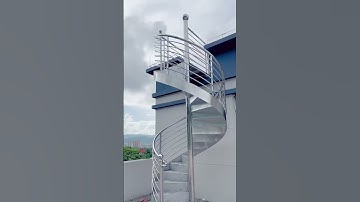 Wenteltrap met gesloten bodem #metallux