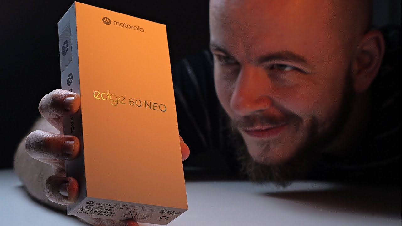 Знайомлюся з Moto Edge 60 Neo: розпаковка та перші враження