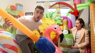 PRANK JE REMPLIS ENTIÈREMENT LA CHAMBRE DE MA COPINE DE JEUX GONFLABLES GÉANTS !