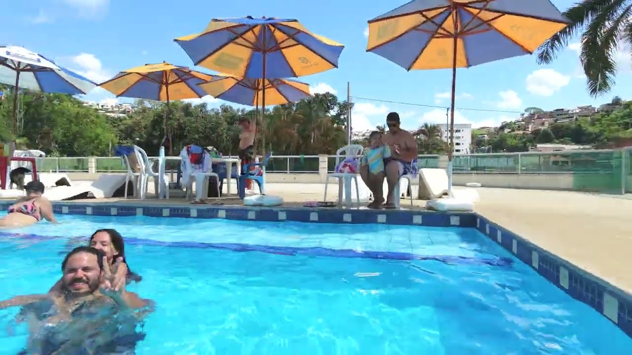 DRONE vigia CACHORRO doente em CASA