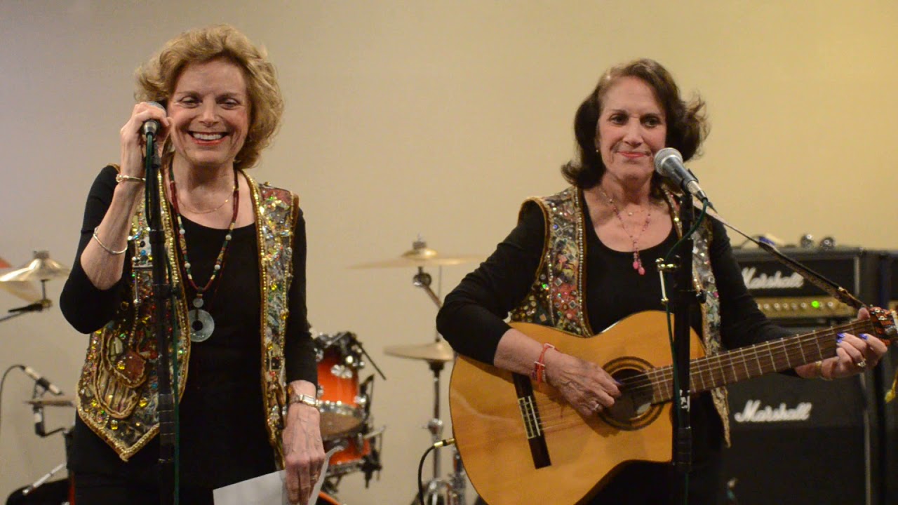 Carole And Paula Perform The Magic Garden Songs At Chiller