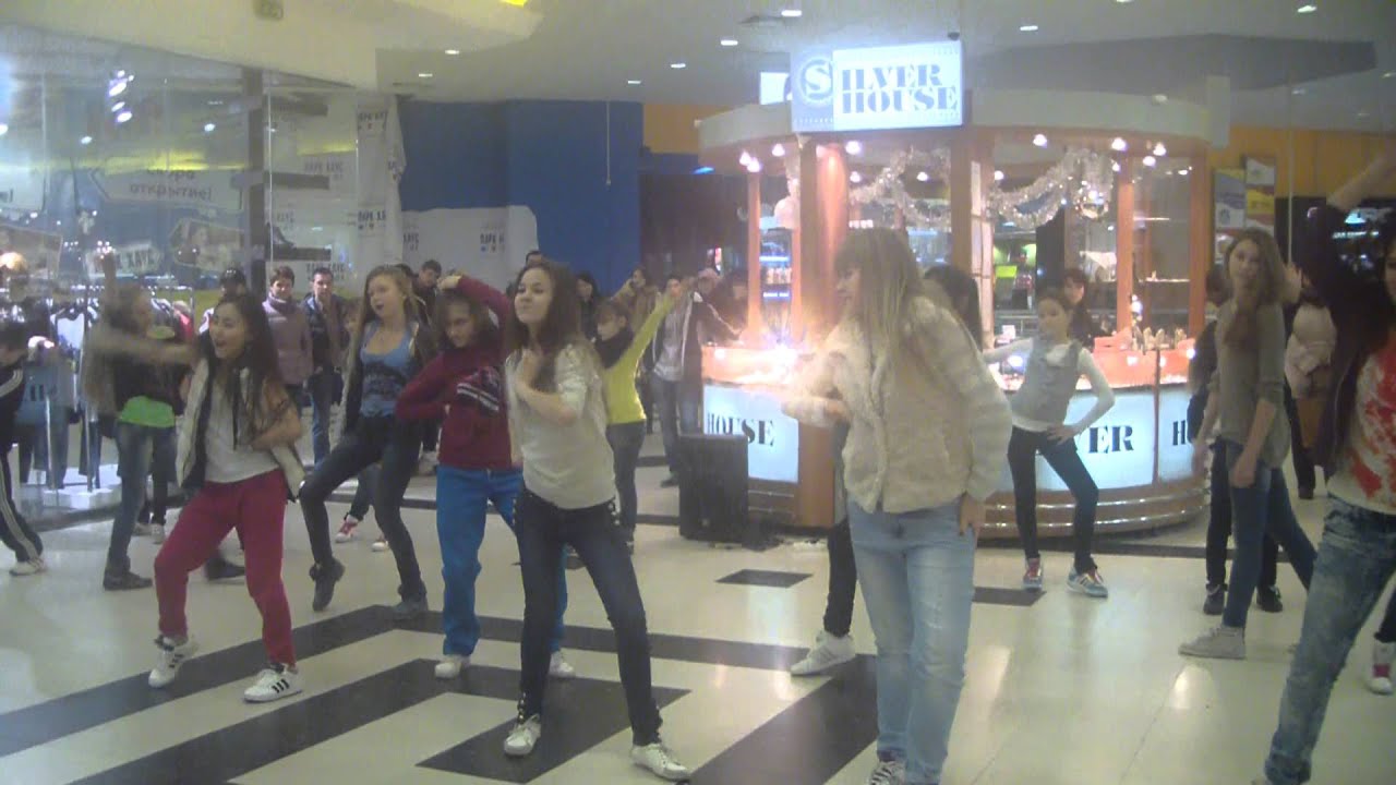 flashmob декабрь2012 парк хаус