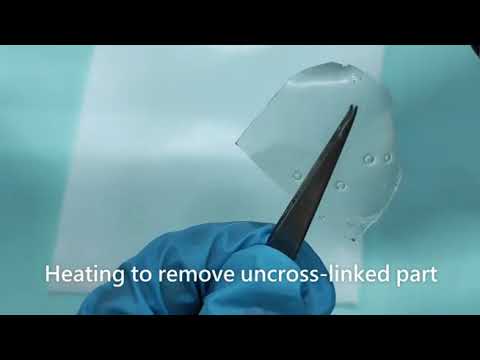 Demonstration of UV cross-linking in solid state at room temperature of Vitrimer