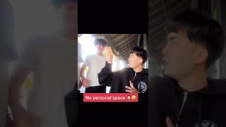 Ricegum roasts 2 random fans that come up to him #shorts