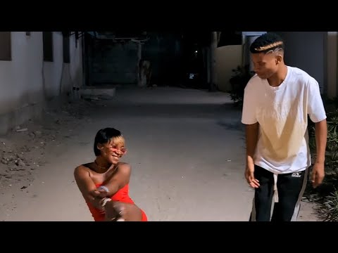 DADA NIPE VITU VYANGU