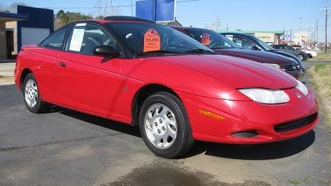 2001 Saturn SC 5spd Start Up, Engine, and In Depth Tour