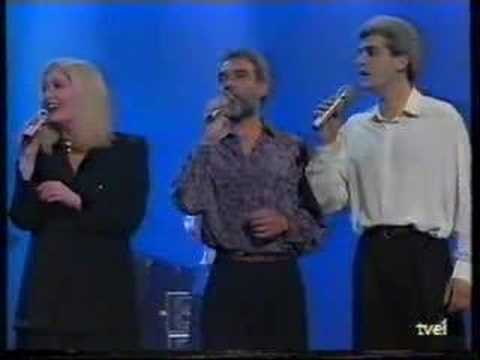 Mocedades con Jose Luis Perales - Le llamaban loca