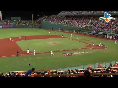 20130526 CPBL 獅 vs 犀牛 八下 蘇建榮 VS 林岳平 統一守備一場混亂 失3分