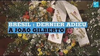 Dernier adieu à Joao Gilberto, père brésilien de la Bossa Nova