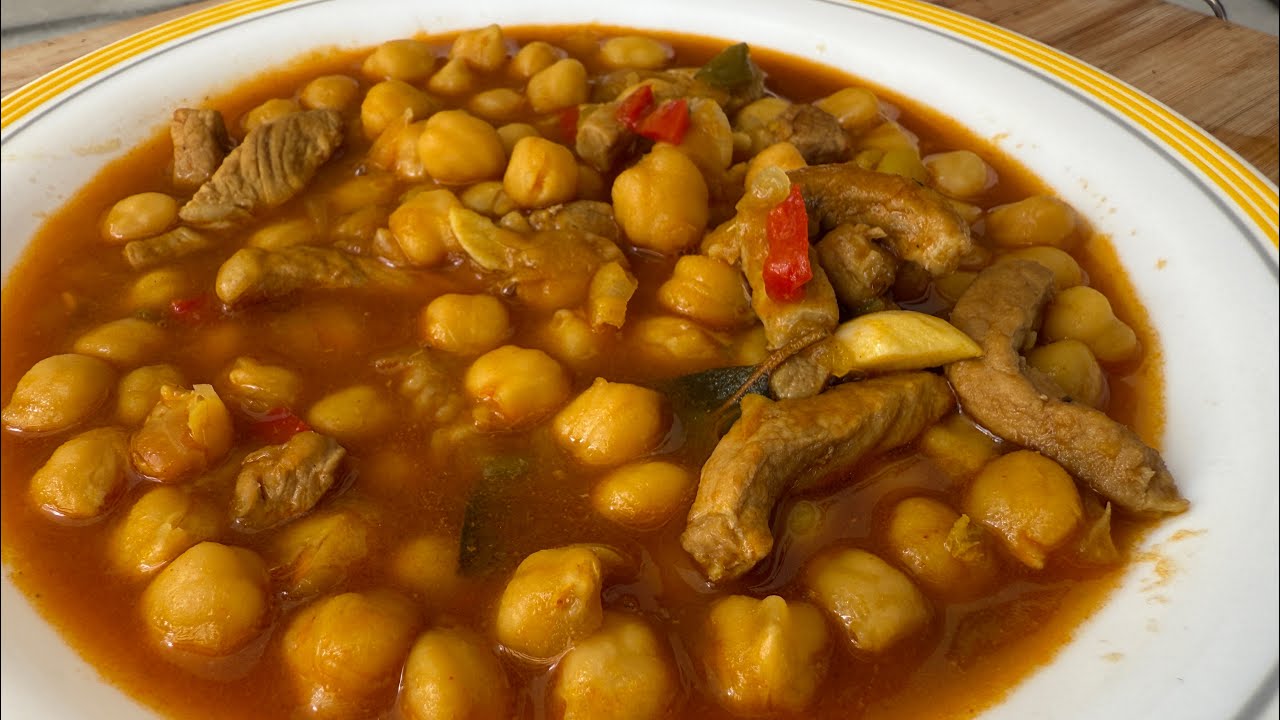 Guiso de carne con garbanzos