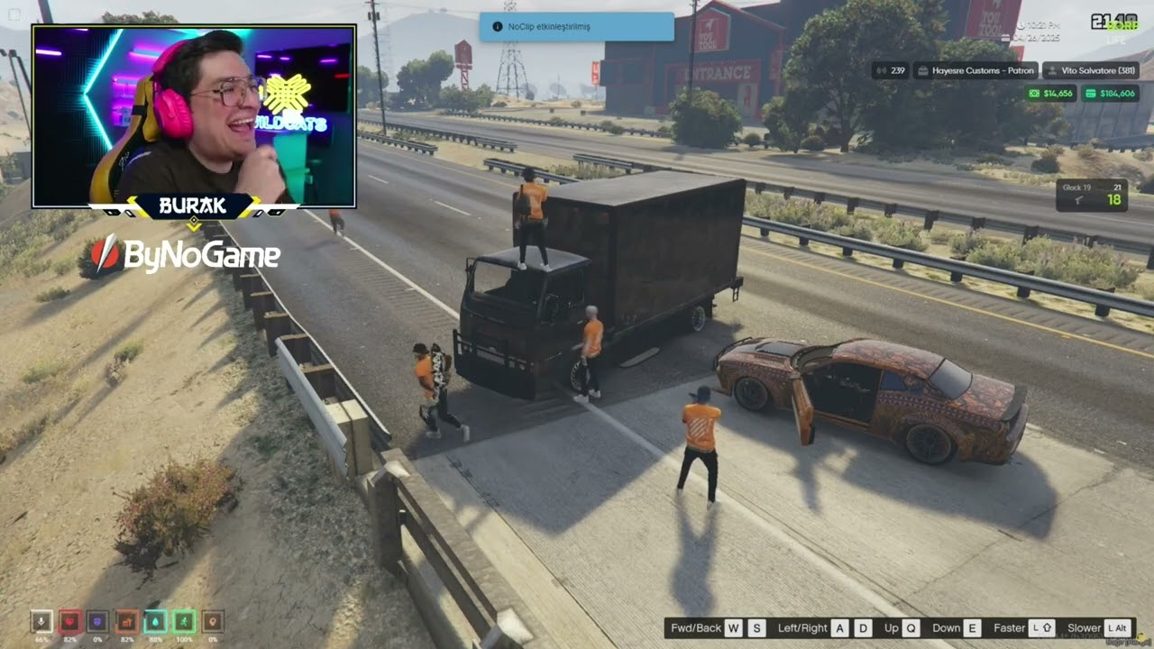 Etkinlikte kurşunlar havada uçuşuyor #Borp