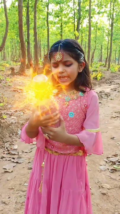 Ek ladki me tantrik se bachaya ek nagin ko #shorts #shortsfeed #nagin #nagin6