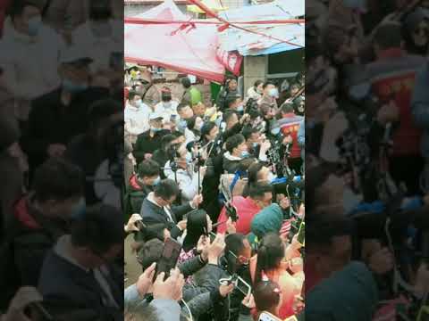 拉面哥和日照爱乐合唱团合唱《谁不说俺家好》（20210404）