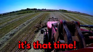 Baling Winter Rye! Broken 568 Baler