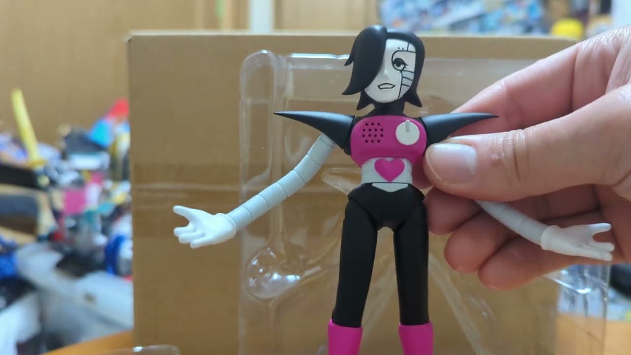 メタトンEX　可動式フィギュア　UNDERTALE UNDERTALE」－ メタトンEX 可動式フィギュア - Fangamer Japan