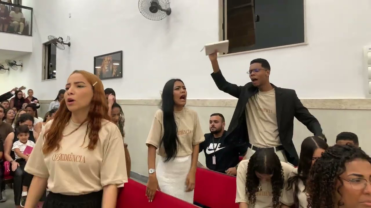 A Tua Palavra- Cantora Larissa Pires 🔥😭