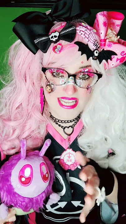 @sozuppy  Yeah don't go in there!! 😱😱🎀💖💞 #eyefloaters #scp #scpfoundation #scp425