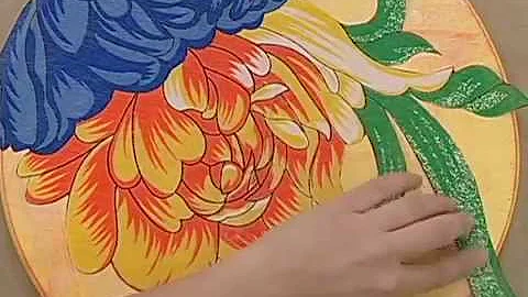 Pode fazer decoupage com tecido?