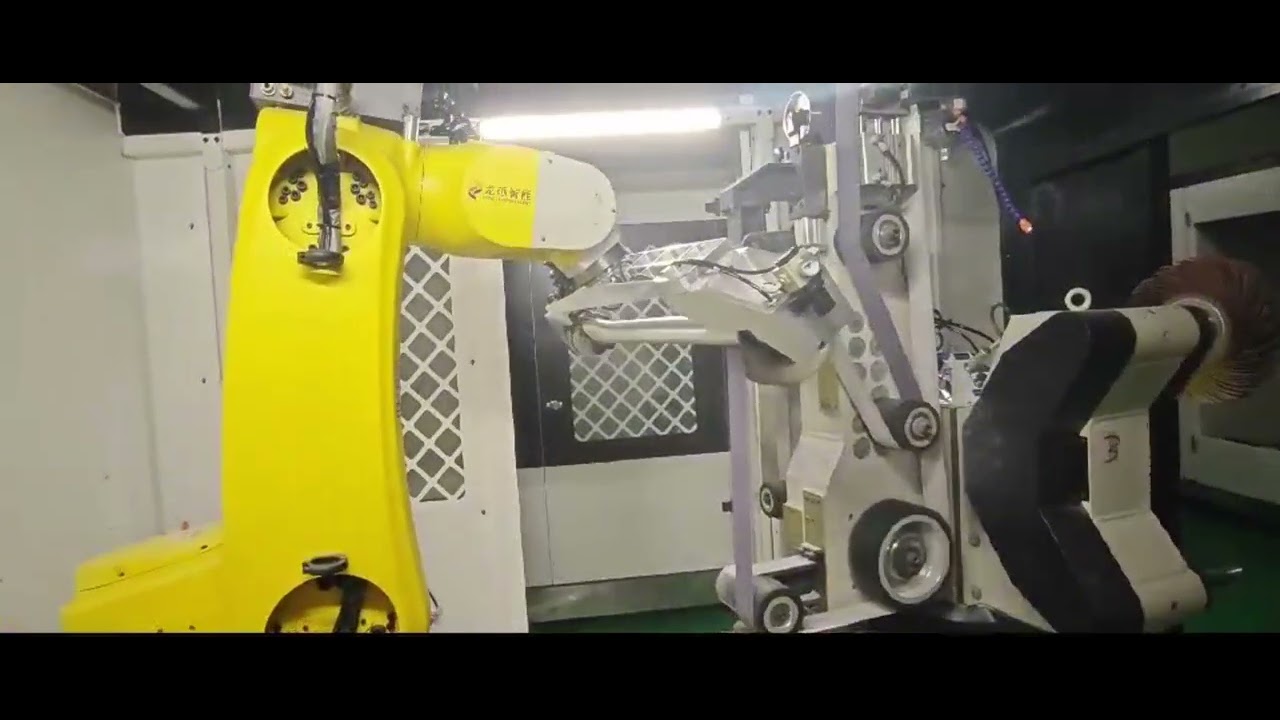 We specialize in the production of grinding, polishing and deburring robots.